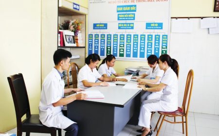 Giao ban công việc đầu tuần